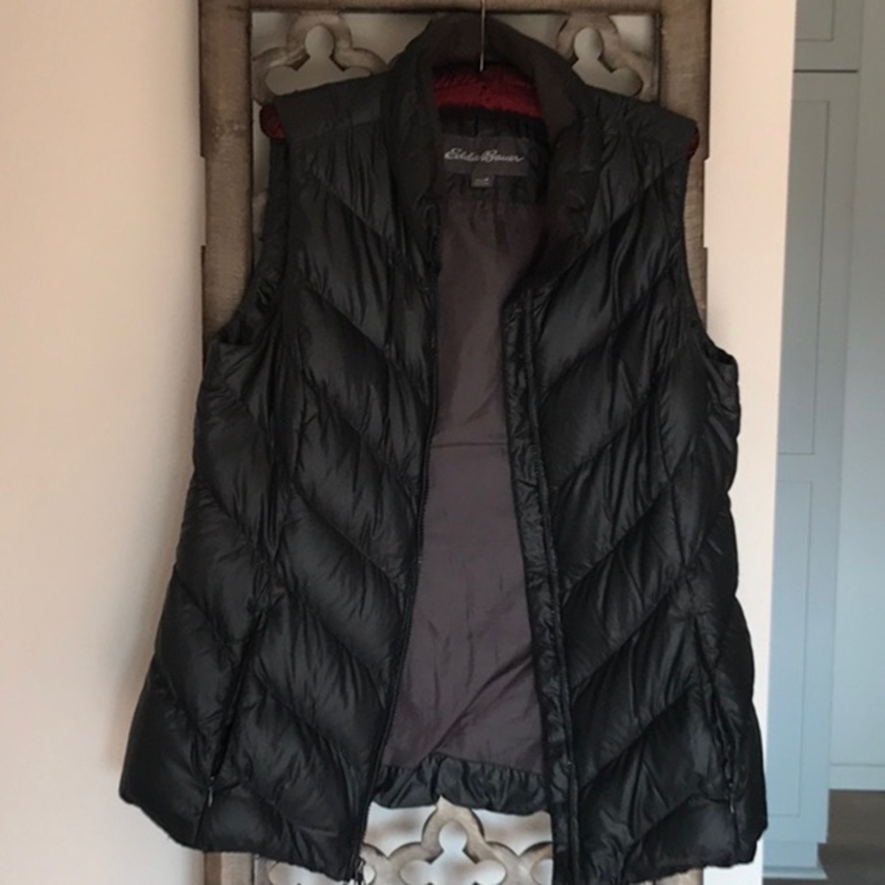Eddie Bauer down vest